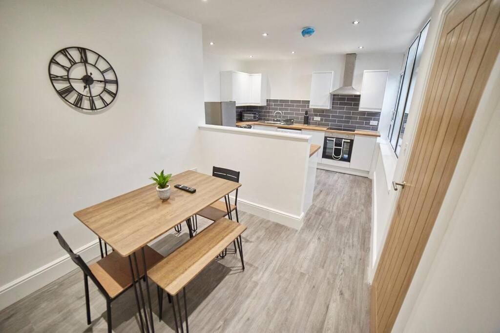 High Spec Spacious 2Bd Apt, Parking, Nr Newcastle Gateshead Exterior photo